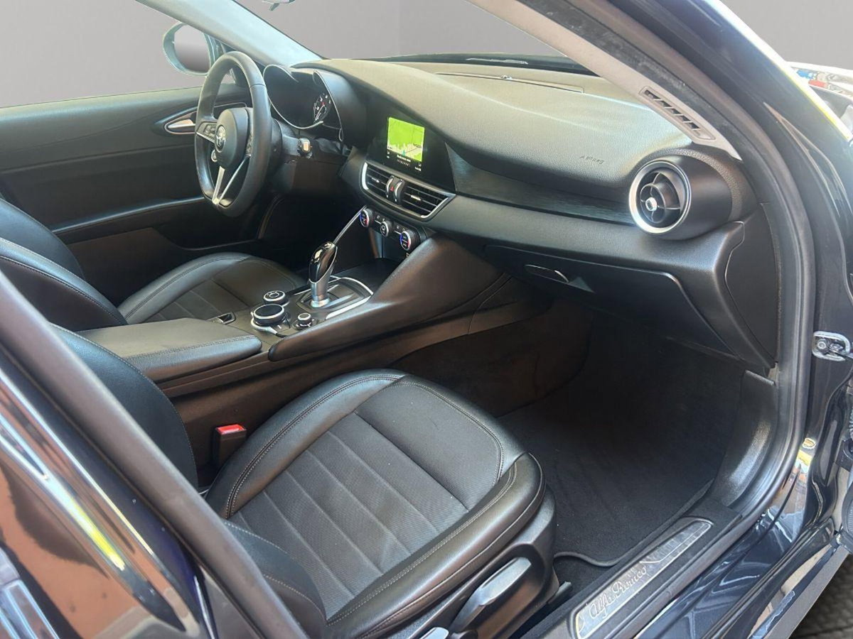 Alfa Romeo Giulia 2.2 Turbodiesel 150 CV AT8 Super (17)