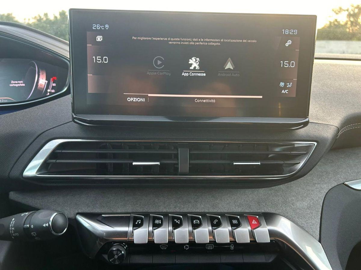 Peugeot 3008 PureTech Turbo 130 S&S EAT8 GT Line (15)