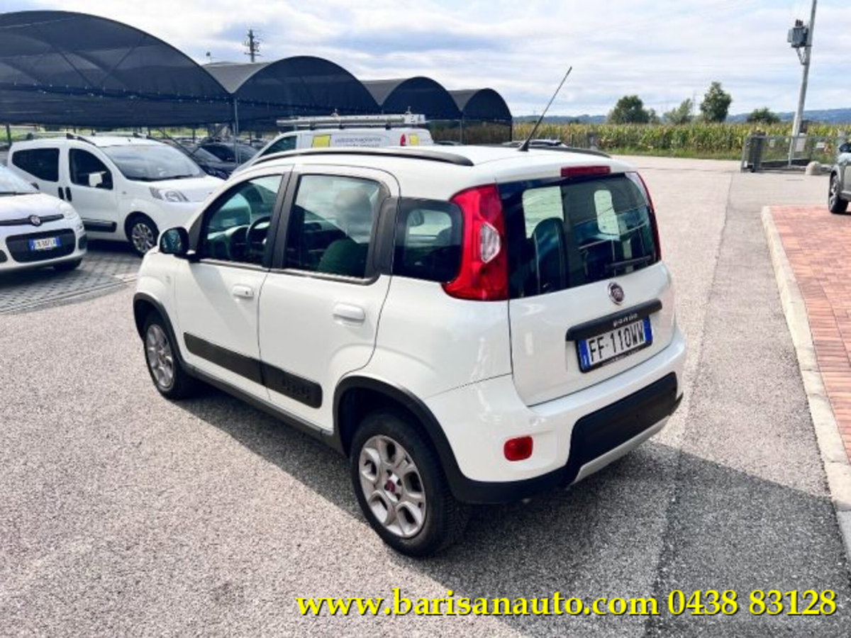 Fiat Panda 1.3 MJT 95 CV S&S 4x4 (4)