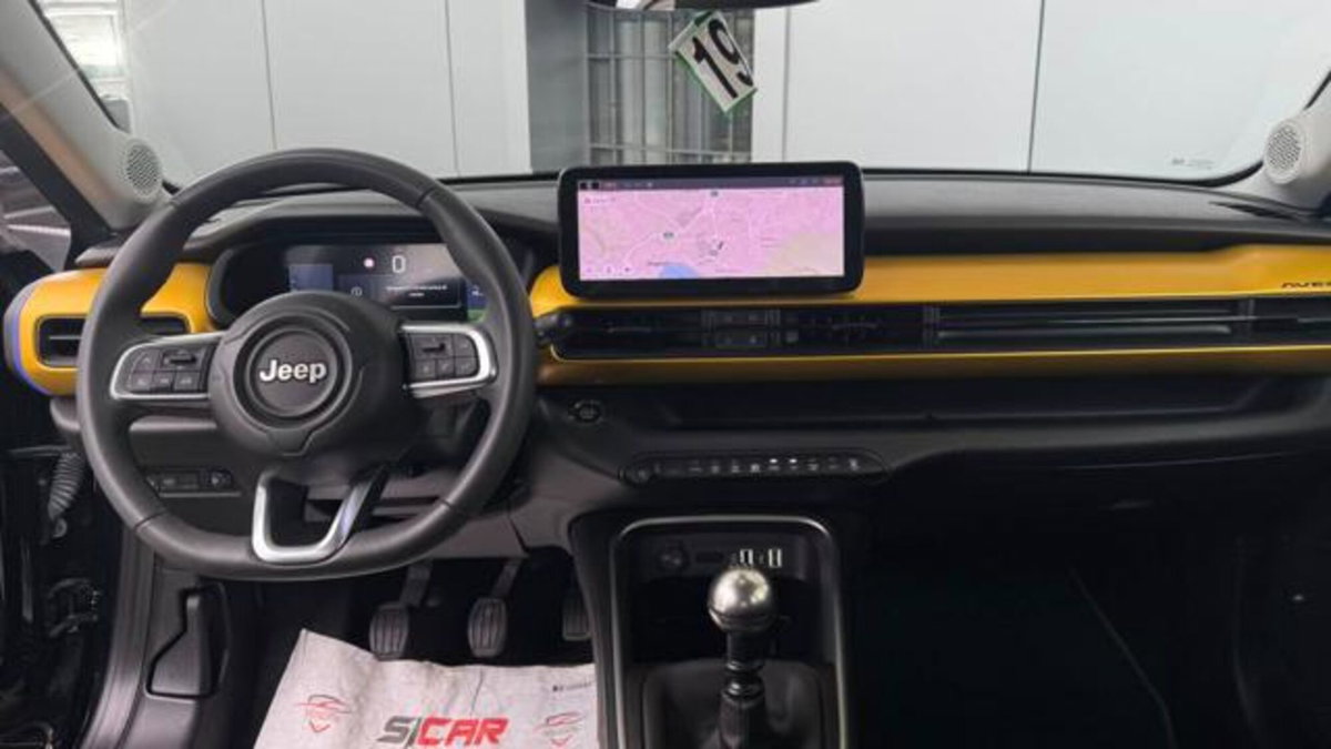 Jeep Avenger 1.2 turbo Summit fwd 100cv (13)