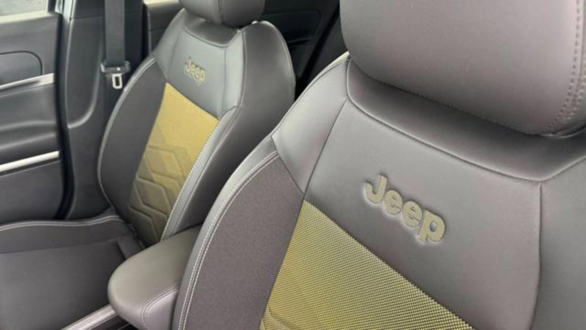 Jeep Avenger 1.2 turbo Summit fwd 100cv (19)