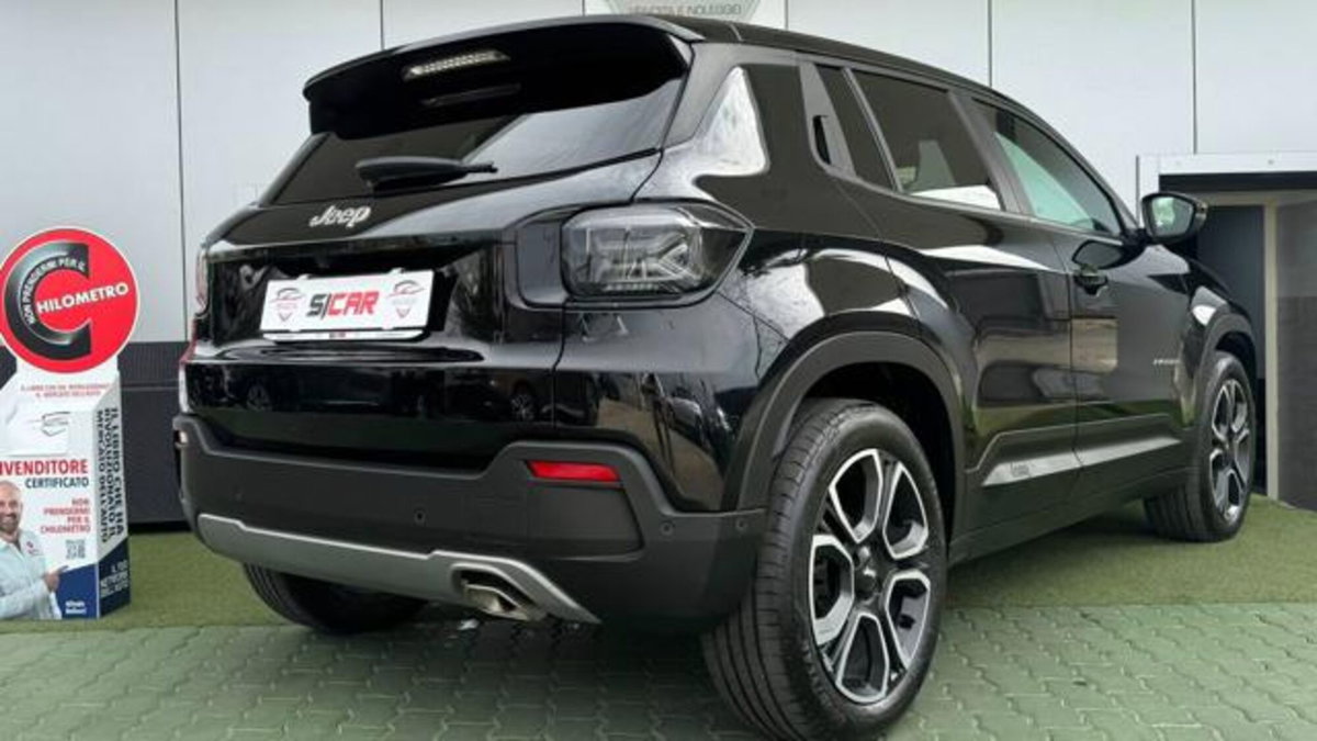 Jeep Avenger 1.2 turbo Summit fwd 100cv (8)