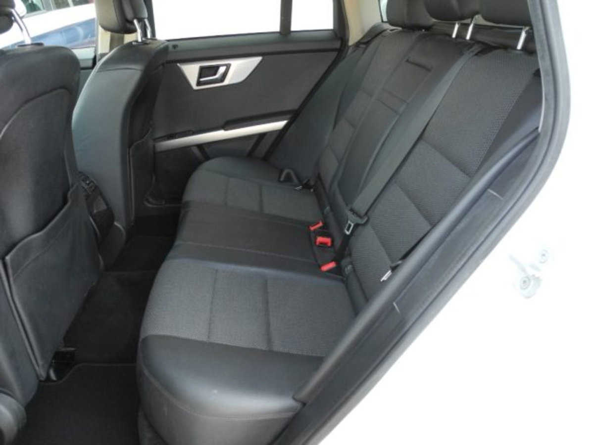 Mercedes-Benz GLK 250 CDI 4Matic BlueEFFICIENCY Premium (12)
