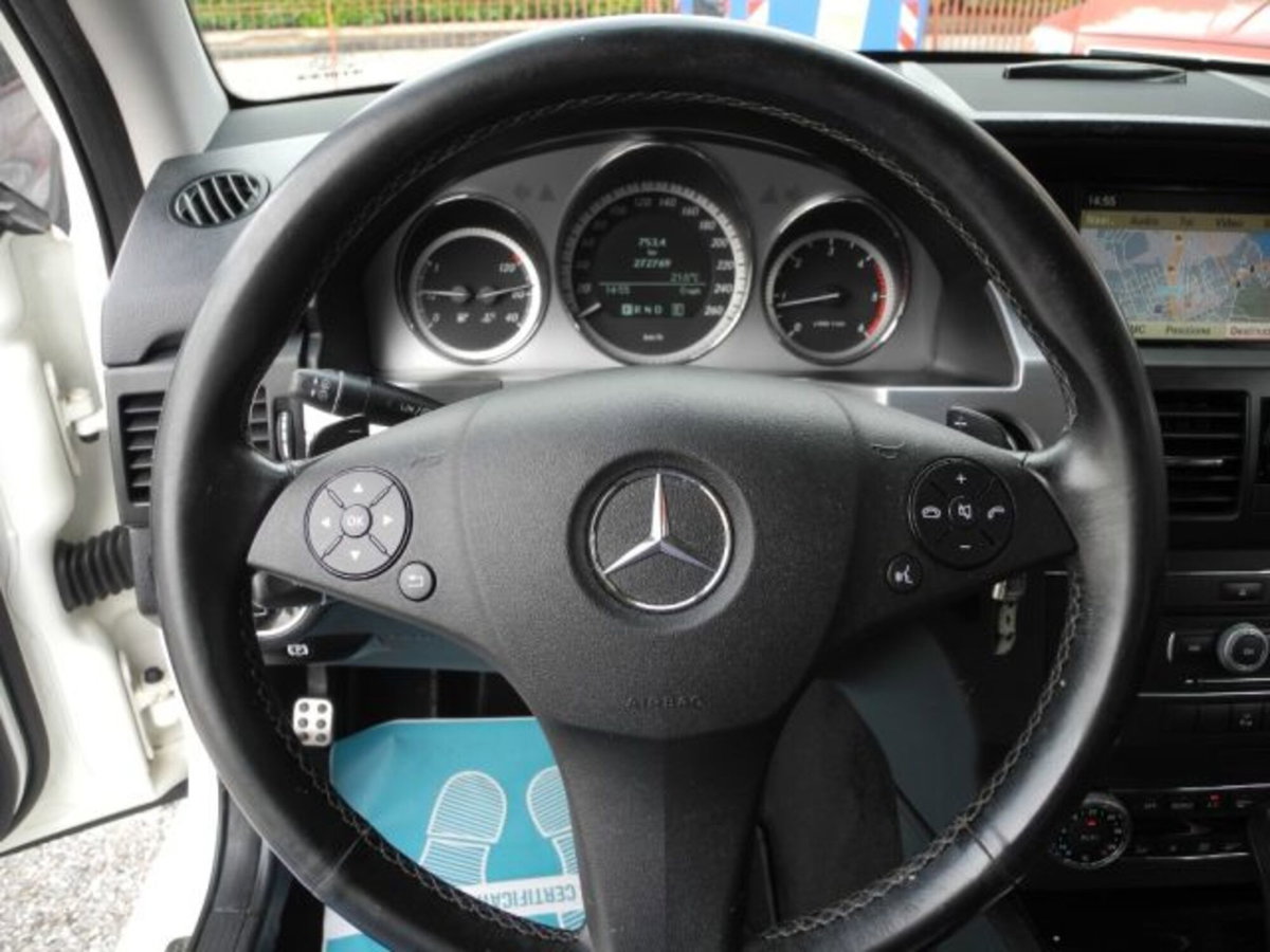Mercedes-Benz GLK 250 CDI 4Matic BlueEFFICIENCY Premium (5)
