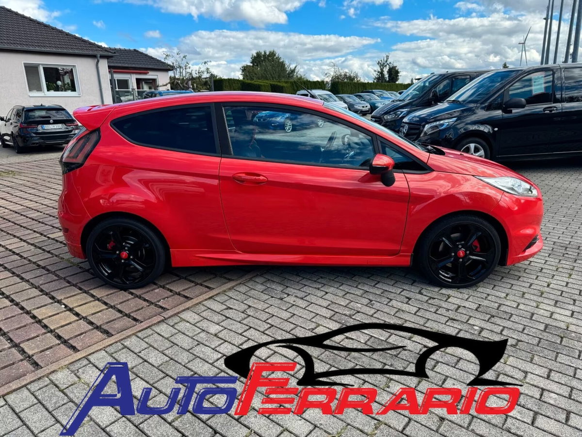 Ford Fiesta 1.6 182CV 3 porte ST (6)