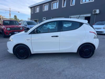 Lancia Ypsilon 1.0 FireFly 5 porte S&S Hybrid Maryne usata