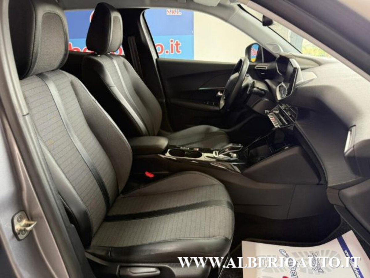 Peugeot 2008 BlueHDi 130 S&S EAT8 Allure Pack (7)