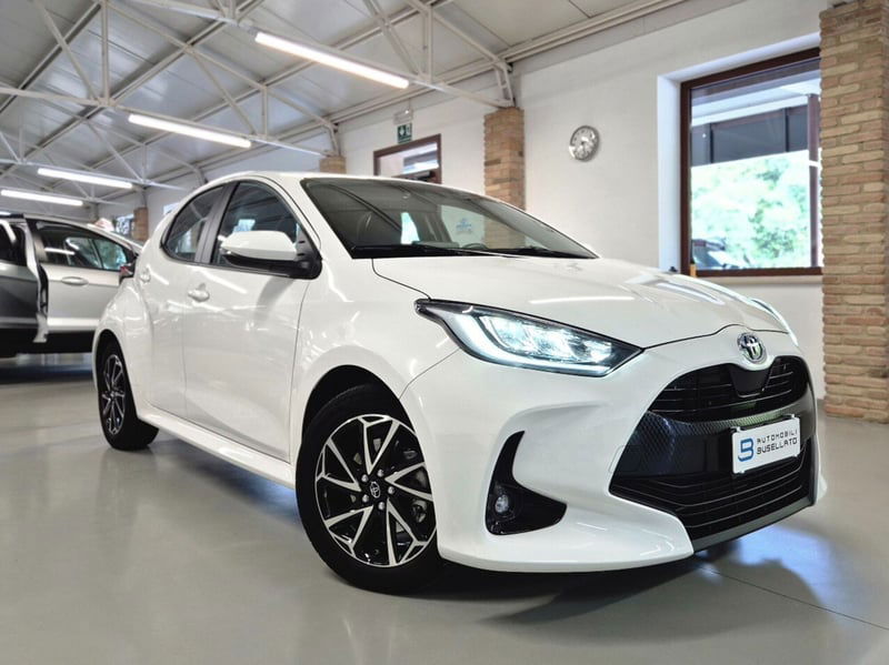 Toyota Yaris 1.5 Hybrid 5 porte Trend