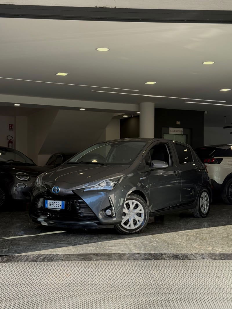 Toyota Yaris 1.5 Hybrid 5 porte Active