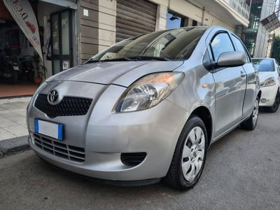 Toyota Yaris 1.0 5 porte usata