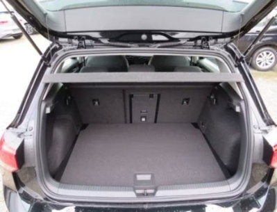 Volkswagen Golf 1.0 TSI EVO Life (6)