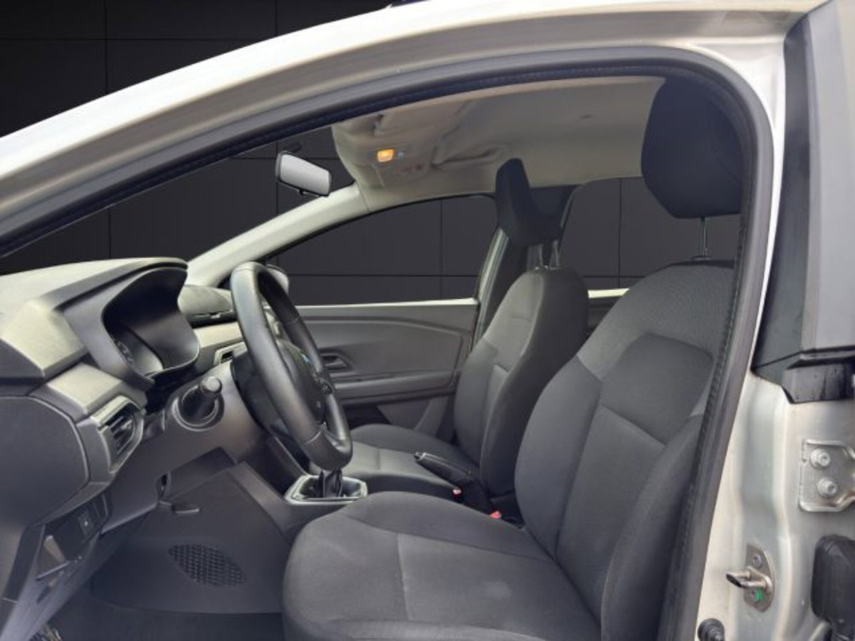 Dacia Jogger Jogger 1.0 TCe GPL 100 CV 5 posti Essential (9)