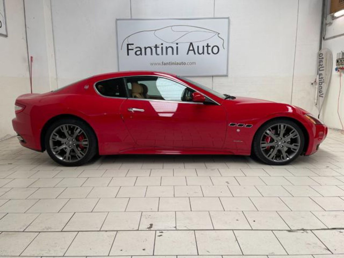 Maserati Granturismo GranTurismo 4.7 V8 S (2)
