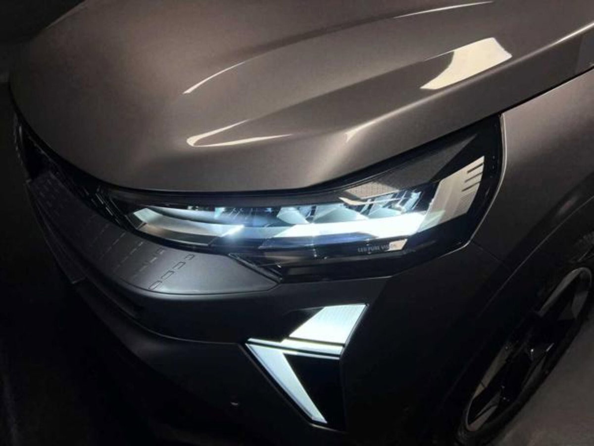 Renault Captur 1.0 eco-g Techno 100cv (13)