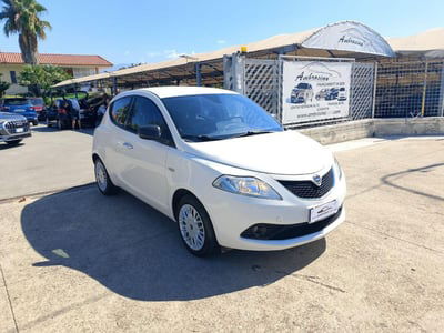 Lancia Ypsilon 1.2 69 CV 5 porte Platinum usata
