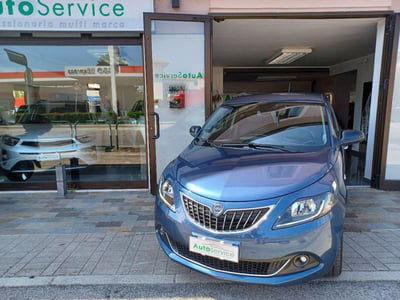 Lancia Ypsilon 1.0 FireFly 5 porte S&S Hybrid Ecochic A. Ferretti usata