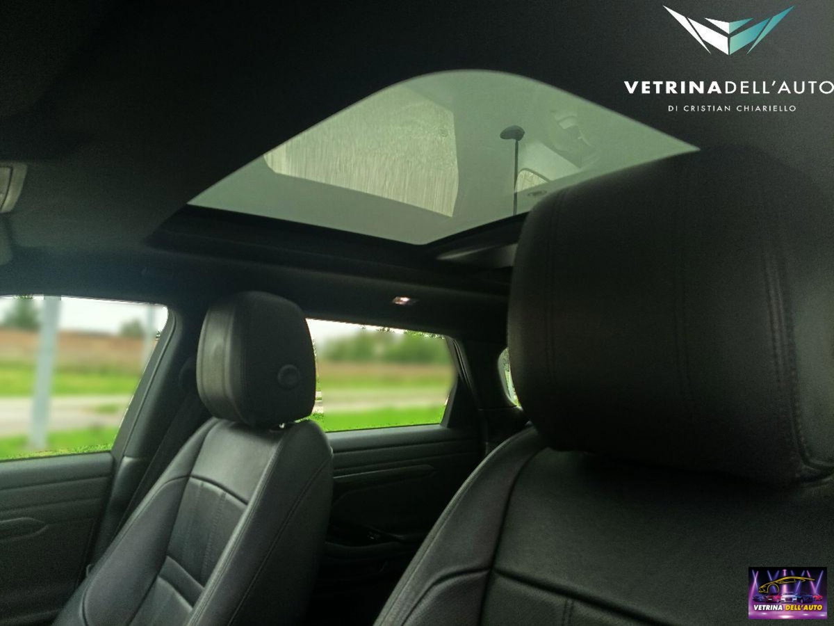Land Rover Range Rover Evoque 2.0D I4-L.Flw 150 CV (2)