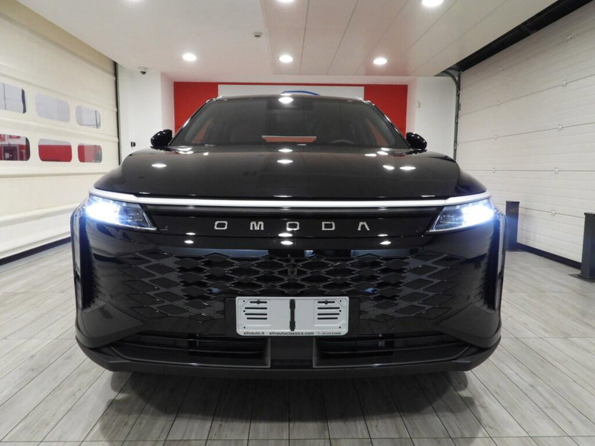 Omoda Omoda 9 SHS-P 1.5 tgdi phev Premium i-awd (2)