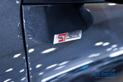 Ford Kuga 1.5 EcoBlue 120 CV 2WD ST-Line (11)