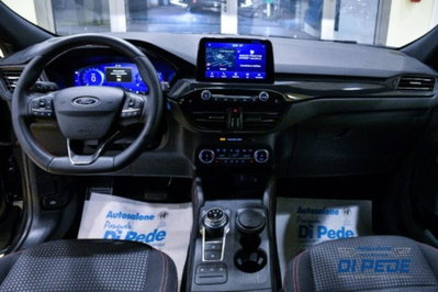 Ford Kuga 1.5 EcoBlue 120 CV 2WD ST-Line (17)