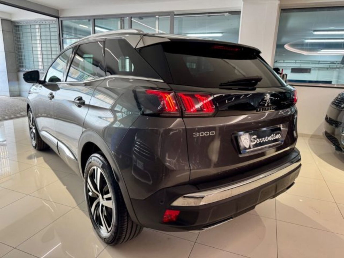 Peugeot 3008 BlueHDi 130 S&S EAT8 GT Pack (7)