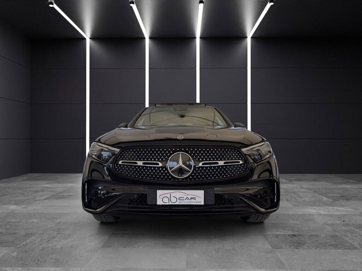 Mercedes-Benz GLC SUV 220 d AMG Line Advanced Plus 4matic auto (2)