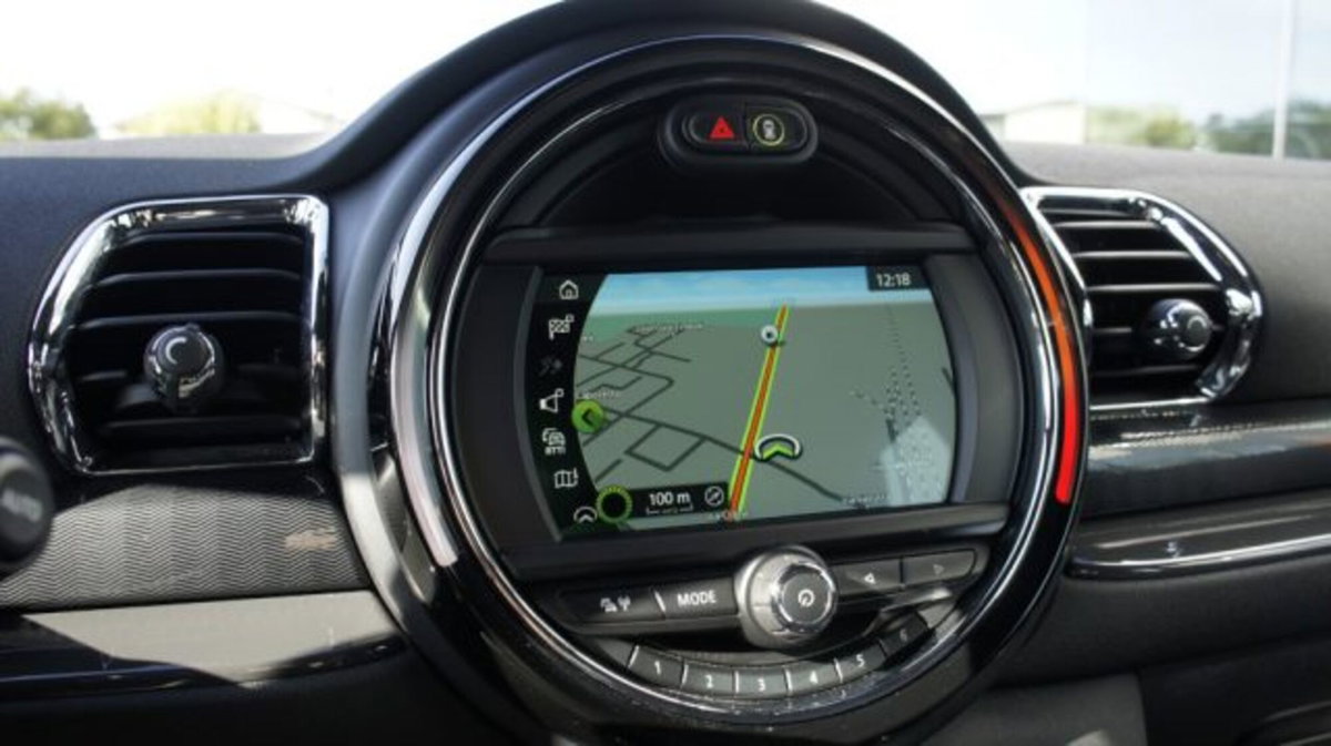 MINI Mini Clubman 2.0 Cooper D Yours Clubman (14)