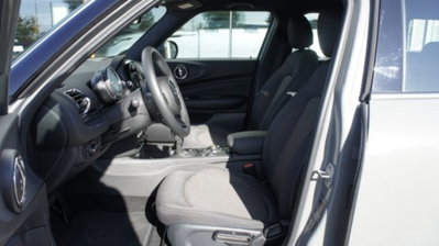 MINI Mini Clubman 2.0 Cooper D Yours Clubman (9)