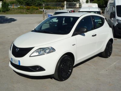 Lancia Ypsilon 0.9 TwinAir 5 porte Metano Ecochic Elefantino Blu usata