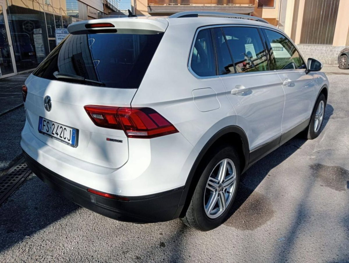 Volkswagen Tiguan Allspace 2.0 TDI SCR DSG 4MOTION Business BMT (3)