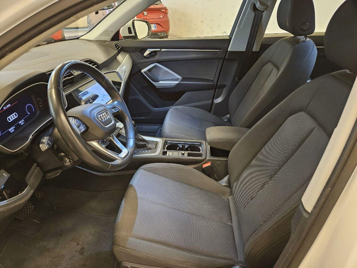 Audi Q3 35 TFSI S tronic Business (7)