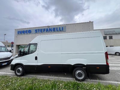 Iveco Daily Telaio 35S16 2.3 HPT PLM Cabinato usata