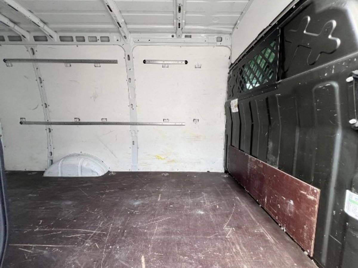 Iveco Daily Telaio 35S16 2.3 HPT PLM Cabinato (13)