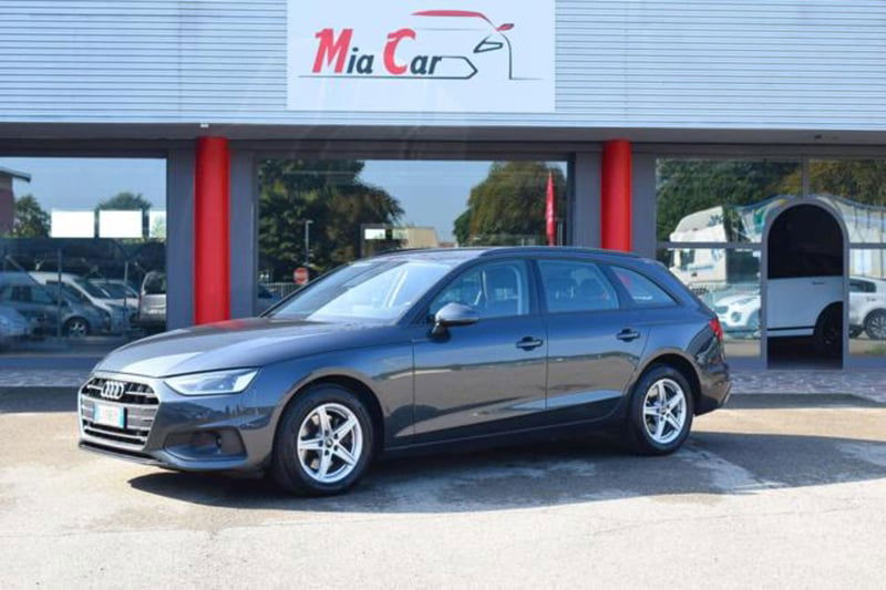 Audi A4 Avant 30 TDI/136 CV S tronic Business Advanced