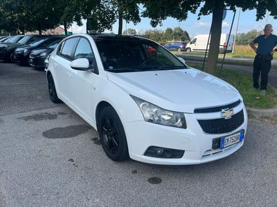 Chevrolet Cruze 1.8 5 porte LT GPL usata