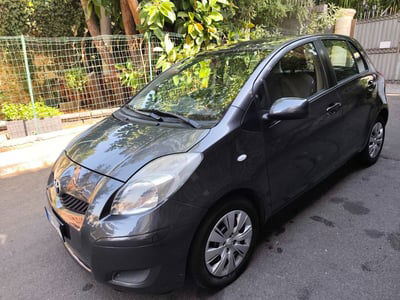 Toyota Yaris 1.3 5 porte usata