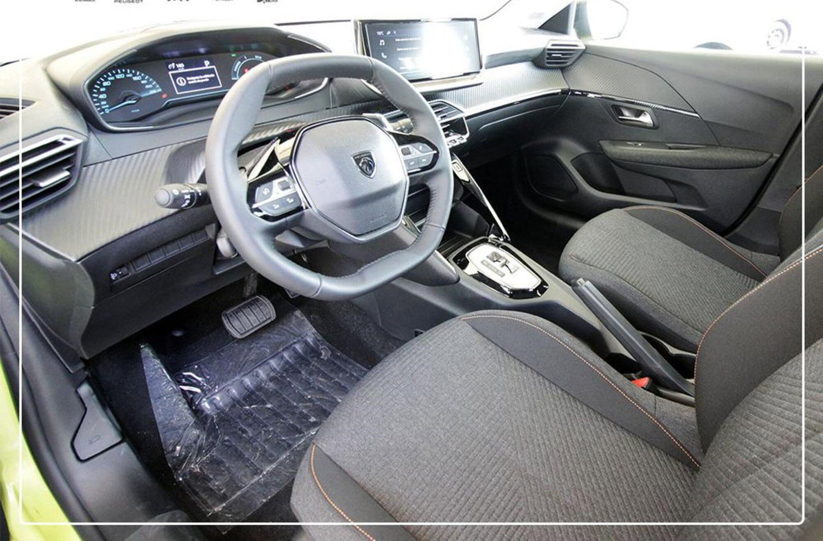Peugeot 208 1.2 hybrid Style 110cv e-dcs 6 (17)