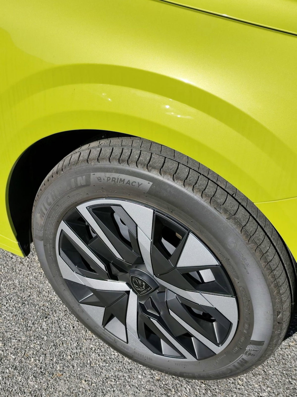 Peugeot 208 1.2 hybrid Style 110cv e-dcs 6 (7)