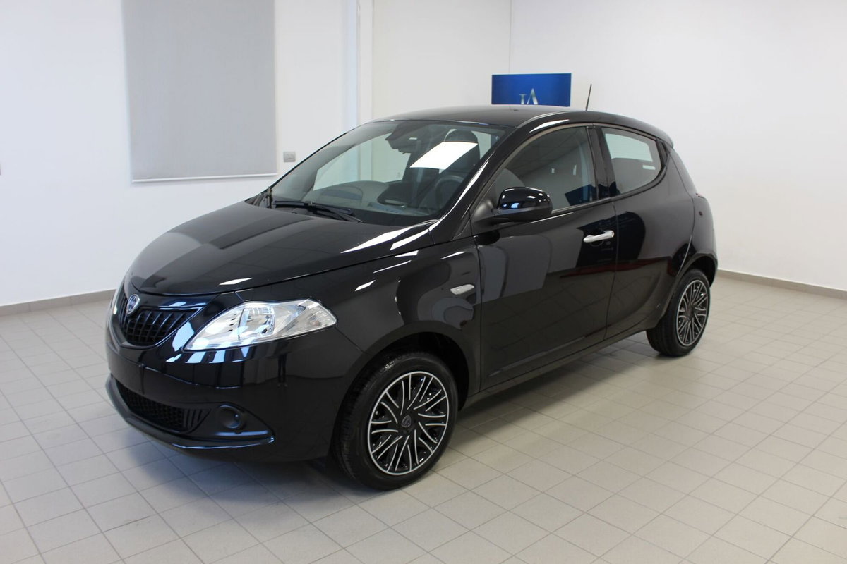 Lancia Ypsilon 1.0 FireFly 5 porte S&S Hybrid Ecochic Gold