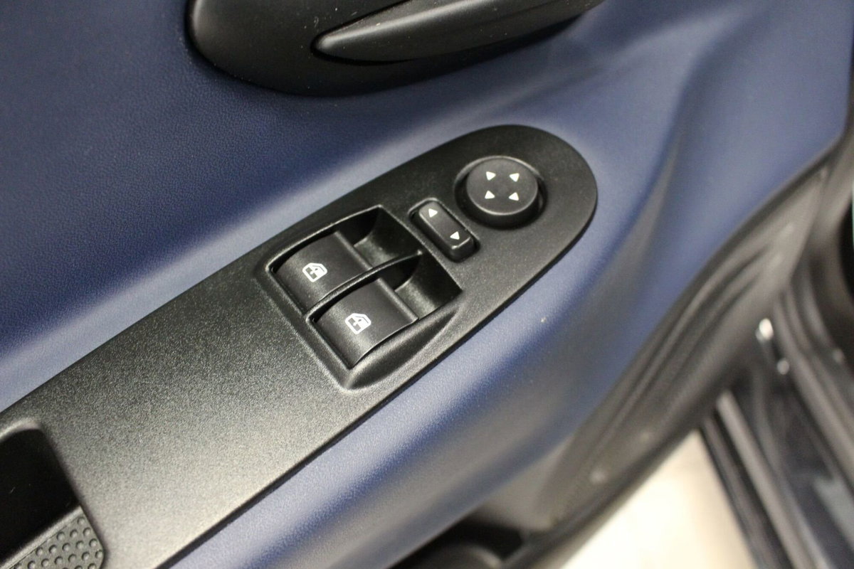 Lancia Ypsilon 1.0 FireFly 5 porte S&S Hybrid Ecochic Gold (16)