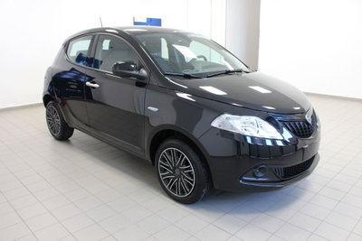 Lancia Ypsilon 1.0 FireFly 5 porte S&S Hybrid Ecochic Gold (3)