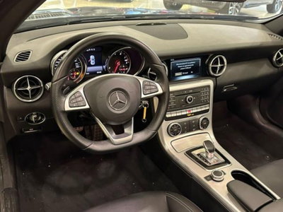 Mercedes-Benz SLC 200 Sport (14)