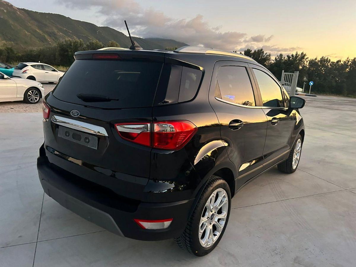 Ford EcoSport 1.0 EcoBoost 125 CV Titanium (5)