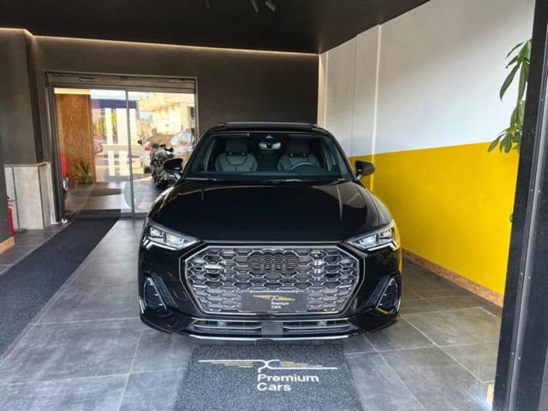 Audi Q3 Sportback 40 2.0 tdi Identity Black quattro 193cv s-tronic
