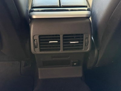 Land Rover Range Rover Velar 2.0D I4 240 CV S (19)