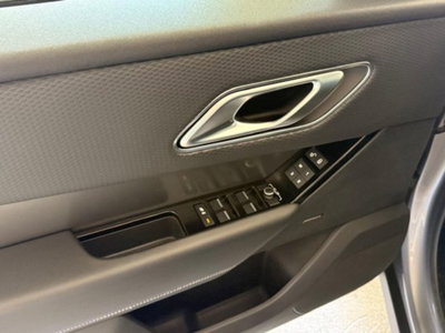 Land Rover Range Rover Velar 2.0D I4 240 CV S (8)