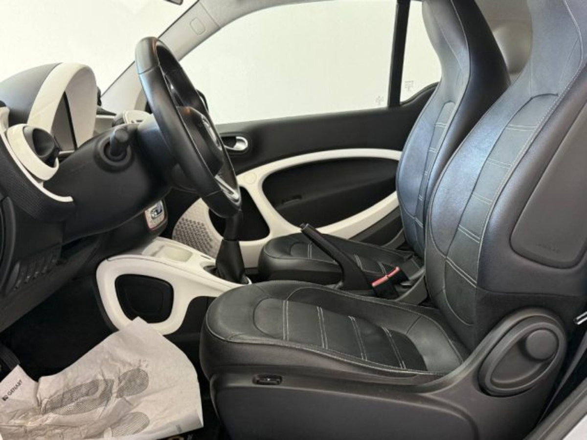 smart Fortwo 70 1.0 Prime (14)