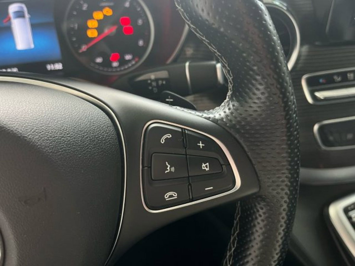 Mercedes-Benz Classe V Extralong 250 d Avantgarde auto (20)