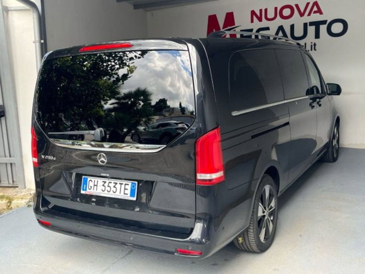 Mercedes-Benz Classe V Extralong 250 d Avantgarde auto (7)