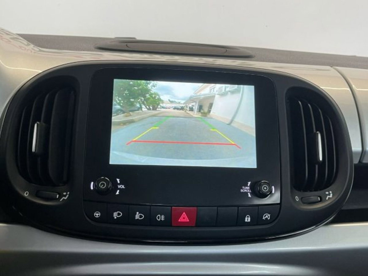 Fiat 500L 1.4 95 CV Trekking (11)